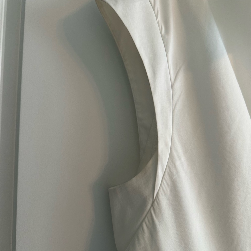 Milly white dress. - Picture 10 of 11